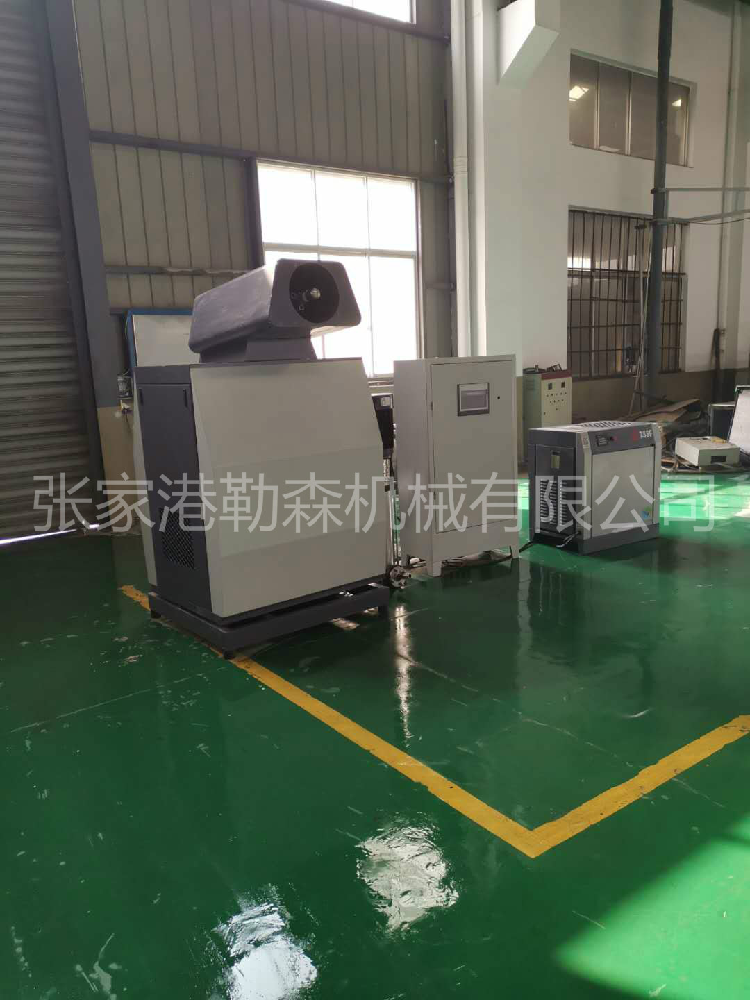 第二代高空智能降尘除霾装置